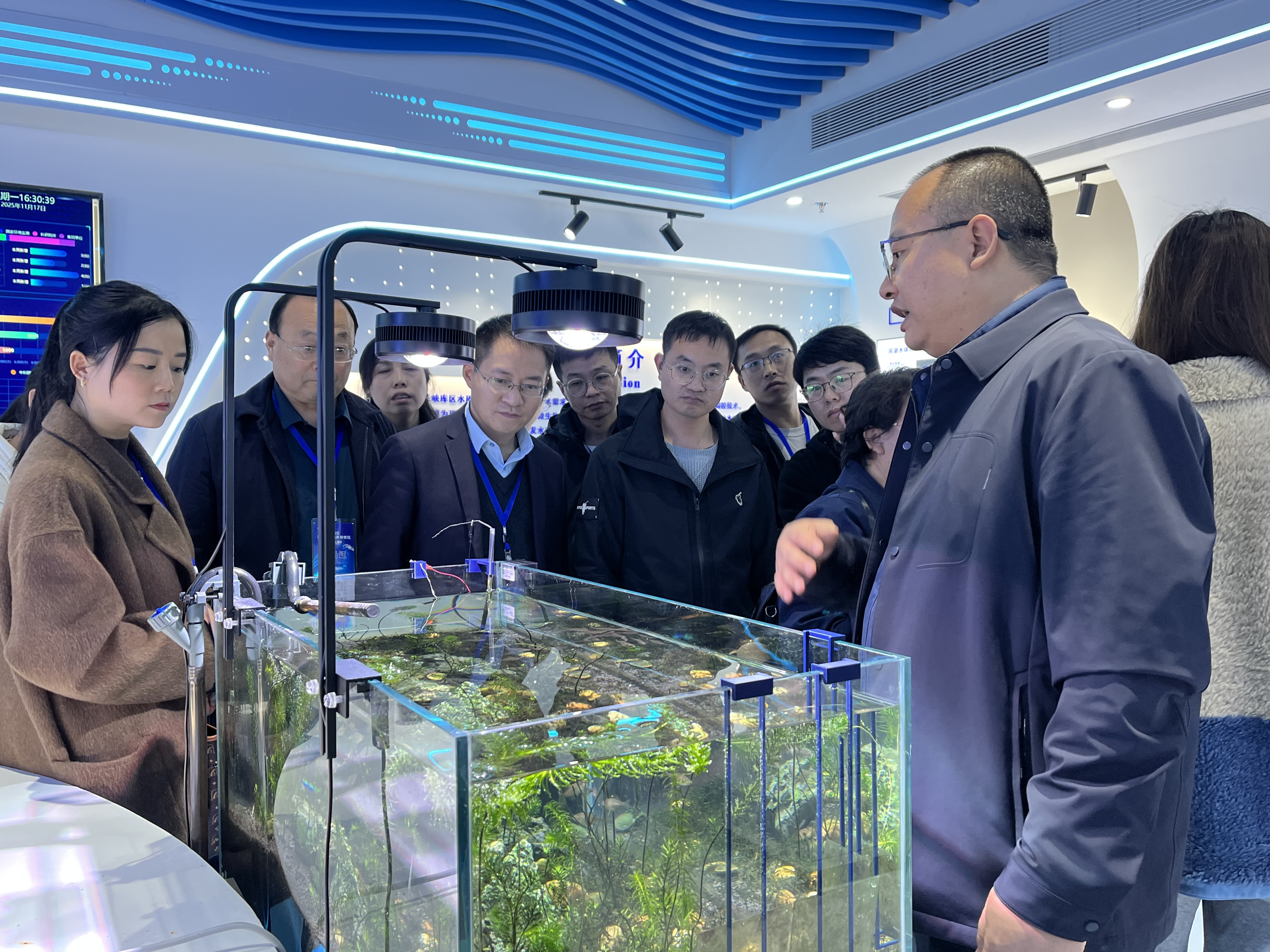 慶祝中華全國總工會成立100周年暨全國勞動模范和先進工作者表彰大會 隆重舉行 習近平發表重要講話